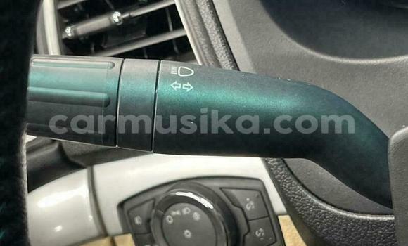 Acheter Occasion Voiture Ford Explorer Blanc à Beitbridge, Matabeleland South Acheter Occasion Voiture Ford Explorer Blanc à Beitbridge, Matabeleland South