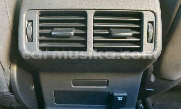 Acheter Occasion Voiture Land Rover Range Rover Velar Blanc à Beitbridge, Matabeleland South Acheter Occasion Voiture Land Rover Range Rover Velar Blanc à Beitbridge, Matabeleland South