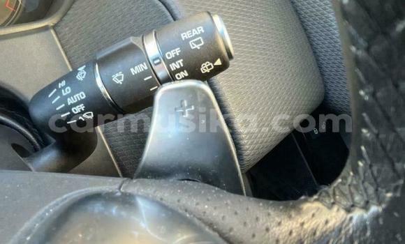 Acheter Occasion Voiture Land Rover Range Rover Velar Blanc à Beitbridge, Matabeleland South Acheter Occasion Voiture Land Rover Range Rover Velar Blanc à Beitbridge, Matabeleland South