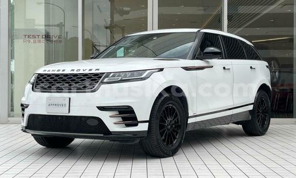 Acheter Occasion Voiture Land Rover Range Rover Velar Blanc à Beitbridge, Matabeleland South Acheter Occasion Voiture Land Rover Range Rover Velar Blanc à Beitbridge, Matabeleland South