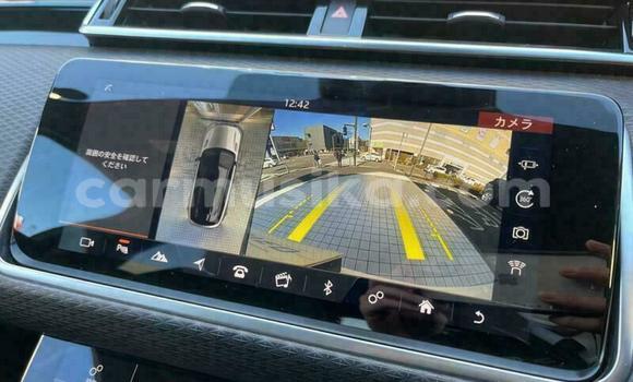 Acheter Occasion Voiture Land Rover Range Rover Velar Blanc à Beitbridge, Matabeleland South Acheter Occasion Voiture Land Rover Range Rover Velar Blanc à Beitbridge, Matabeleland South