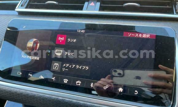 Acheter Occasion Voiture Land Rover Range Rover Velar Blanc à Beitbridge, Matabeleland South Acheter Occasion Voiture Land Rover Range Rover Velar Blanc à Beitbridge, Matabeleland South