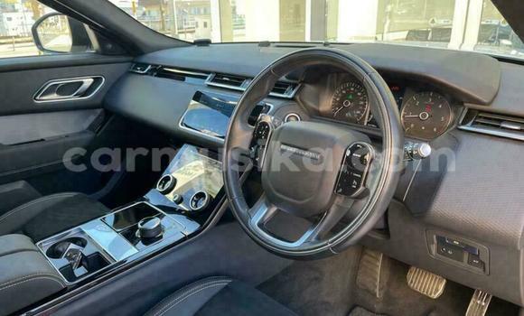 Acheter Occasion Voiture Land Rover Range Rover Velar Blanc à Beitbridge, Matabeleland South Acheter Occasion Voiture Land Rover Range Rover Velar Blanc à Beitbridge, Matabeleland South