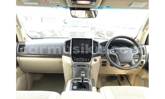 Buy Import Toyota Land Cruiser Black Car in Import - Dubai in Harare Buy Import Toyota Land Cruiser Black Car in Import - Dubai in Harare