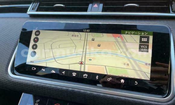 Acheter Occasion Voiture Land Rover Range Rover Velar Blanc à Beitbridge, Matabeleland South Acheter Occasion Voiture Land Rover Range Rover Velar Blanc à Beitbridge, Matabeleland South