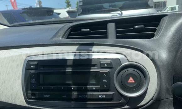 Buy Used Toyota Vitz Silver Car in Beitbridge in Matabeleland South Buy Used Toyota Vitz Silver Car in Beitbridge in Matabeleland South