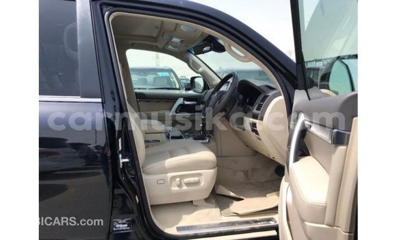 Buy Import Toyota Land Cruiser Black Car in Import - Dubai in Harare Buy Import Toyota Land Cruiser Black Car in Import - Dubai in Harare