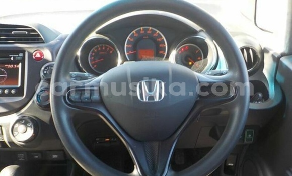 Acheter Occasion Voiture Honda Fit Beige à Beitbridge, Matabeleland South Acheter Occasion Voiture Honda Fit Beige à Beitbridge, Matabeleland South