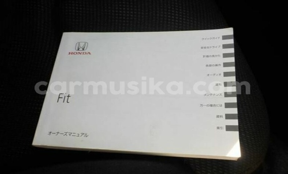 Acheter Occasion Voiture Honda Fit Beige à Beitbridge, Matabeleland South Acheter Occasion Voiture Honda Fit Beige à Beitbridge, Matabeleland South