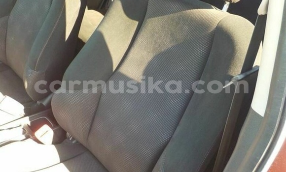 Acheter Occasion Voiture Honda Fit Beige à Beitbridge, Matabeleland South Acheter Occasion Voiture Honda Fit Beige à Beitbridge, Matabeleland South