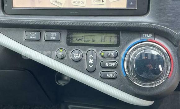 Acheter Occasion Voiture Toyota Aqua Bleu à Beitbridge, Matabeleland South Acheter Occasion Voiture Toyota Aqua Bleu à Beitbridge, Matabeleland South