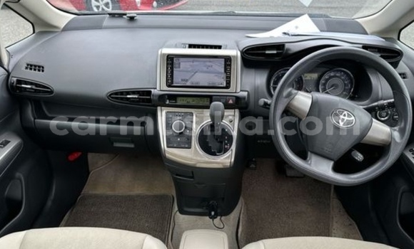 Buy Used Toyota Wish Silver Car in Beitbridge in Matabeleland South Buy Used Toyota Wish Silver Car in Beitbridge in Matabeleland South