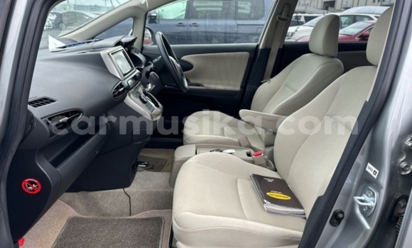 Buy Used Toyota Wish Silver Car in Beitbridge in Matabeleland South Buy Used Toyota Wish Silver Car in Beitbridge in Matabeleland South