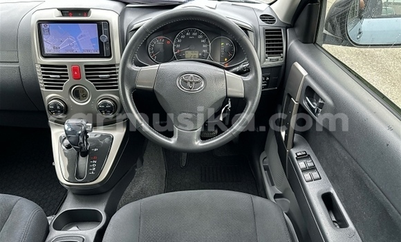 Nunua Ilio tumika Toyota Rush Bluu Gari ndani ya Beitbridge nchini Matabeleland Kusini Nunua Ilio tumika Toyota Rush Bluu Gari ndani ya Beitbridge nchini Matabeleland Kusini