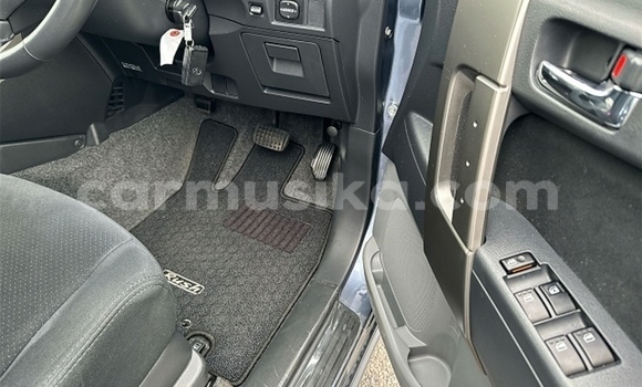 Nunua Ilio tumika Toyota Rush Bluu Gari ndani ya Beitbridge nchini Matabeleland Kusini Nunua Ilio tumika Toyota Rush Bluu Gari ndani ya Beitbridge nchini Matabeleland Kusini