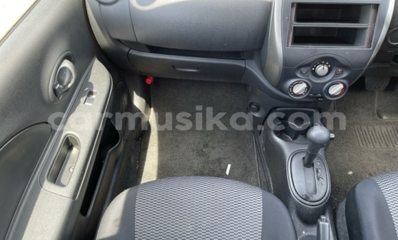 Buy Used Nissan March Silver Car in Beitbridge in Matabeleland South Buy Used Nissan March Silver Car in Beitbridge in Matabeleland South