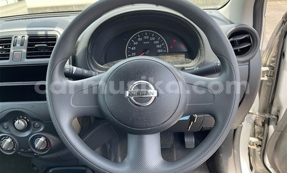 Buy Used Nissan March Silver Car in Beitbridge in Matabeleland South Buy Used Nissan March Silver Car in Beitbridge in Matabeleland South