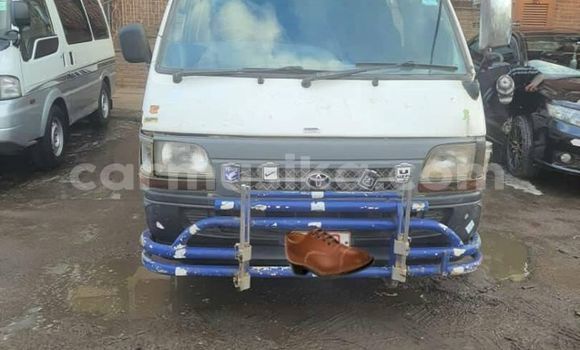 Nunua Ilio tumika Toyota Hiace Nyeupe Gari ndani ya Harare nchini Harare
