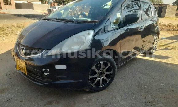 Nunua Ilio tumika Honda Fit Bluu Gari ndani ya Harare nchini Harare Nunua Ilio tumika Honda Fit Bluu Gari ndani ya Harare nchini Harare