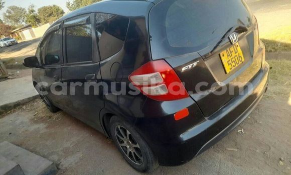 Nunua Ilio tumika Honda Fit Bluu Gari ndani ya Harare nchini Harare Nunua Ilio tumika Honda Fit Bluu Gari ndani ya Harare nchini Harare