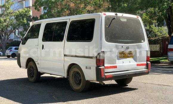 Nunua Ilio tumika Nissan Vanette Nyeupe Gari ndani ya Harare nchini Harare Nunua Ilio tumika Nissan Vanette Nyeupe Gari ndani ya Harare nchini Harare