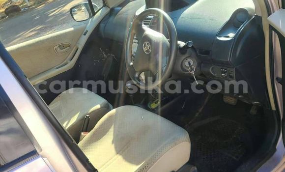 Nunua Ilio tumika Toyota Vitz Nyingine Gari ndani ya Harare nchini Harare Nunua Ilio tumika Toyota Vitz Nyingine Gari ndani ya Harare nchini Harare