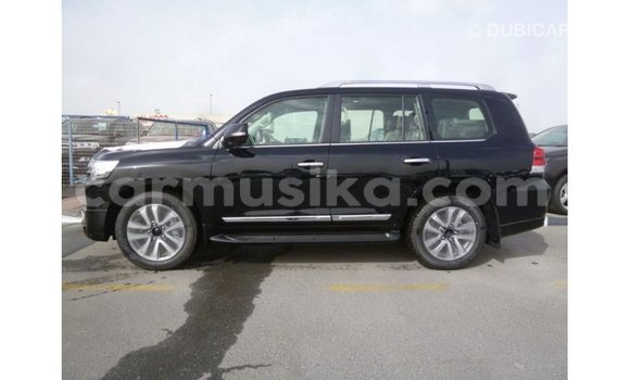 Tenga Imported Toyota Land Cruiser Nhema Mota in Import - Dubai in Harare Tenga Imported Toyota Land Cruiser Nhema Mota in Import - Dubai in Harare