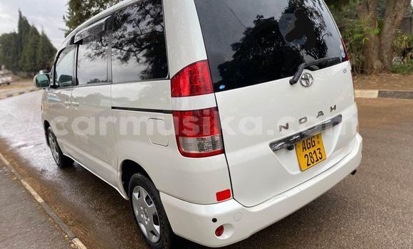 Buy Used Toyota Noah White Car in Harare in Harare Buy Used Toyota Noah White Car in Harare in Harare