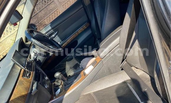 Acheter Occasion Voiture BMW 321 Noir à Harare, Harare Acheter Occasion Voiture BMW 321 Noir à Harare, Harare