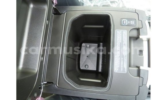 Tenga Imported Toyota Land Cruiser Nhema Mota in Import - Dubai in Harare Tenga Imported Toyota Land Cruiser Nhema Mota in Import - Dubai in Harare