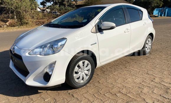 Buy Used Toyota Aqua White Car in Harare in Harare Buy Used Toyota Aqua White Car in Harare in Harare