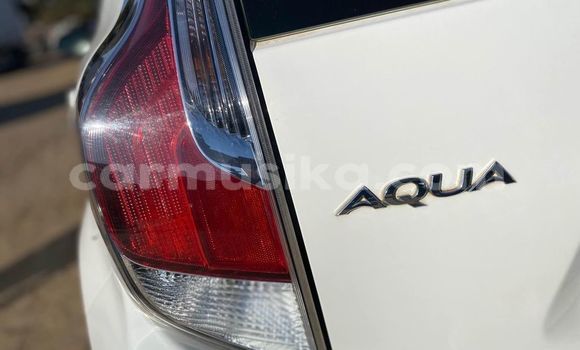 Buy Used Toyota Aqua White Car in Harare in Harare Buy Used Toyota Aqua White Car in Harare in Harare
