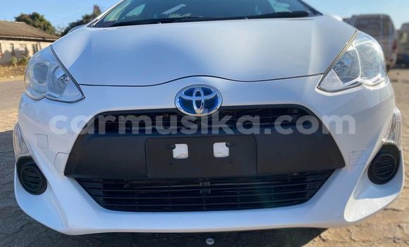 Buy Used Toyota Aqua White Car in Harare in Harare Buy Used Toyota Aqua White Car in Harare in Harare