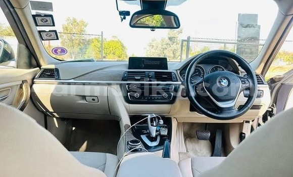 Nunua Ilio tumika BMW 3200 Nyingine Gari ndani ya Harare nchini Harare Nunua Ilio tumika BMW 3200 Nyingine Gari ndani ya Harare nchini Harare