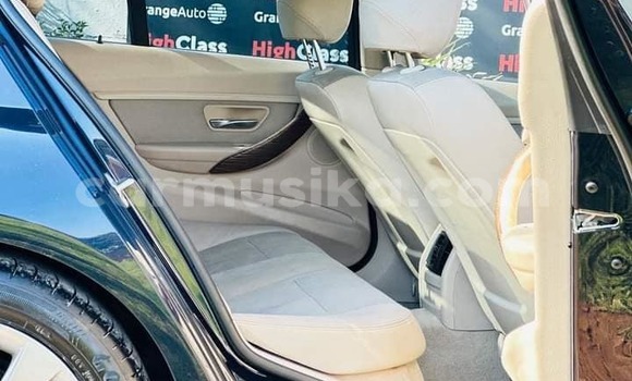 Nunua Ilio tumika BMW 3200 Nyingine Gari ndani ya Harare nchini Harare Nunua Ilio tumika BMW 3200 Nyingine Gari ndani ya Harare nchini Harare