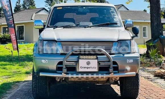 Nunua Ilio tumika Toyota Prado Nyingine Gari ndani ya Harare nchini Harare Nunua Ilio tumika Toyota Prado Nyingine Gari ndani ya Harare nchini Harare