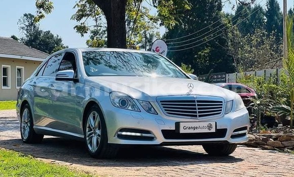 Nunua Ilio tumika Mercedes-Benz CLS250 Nyingine Gari ndani ya Harare nchini Harare