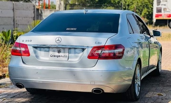 Nunua Ilio tumika Mercedes-Benz CLS250 Nyingine Gari ndani ya Harare nchini Harare Nunua Ilio tumika Mercedes-Benz CLS250 Nyingine Gari ndani ya Harare nchini Harare
