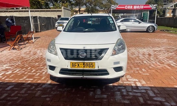 Nunua Ilio tumika Nissan Latio Nyeupe Gari ndani ya Harare nchini Harare Nunua Ilio tumika Nissan Latio Nyeupe Gari ndani ya Harare nchini Harare