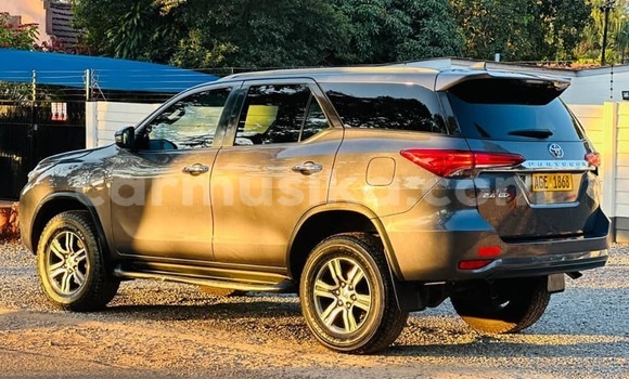 Nunua Ilio tumika Toyota Gaia Nyingine Gari ndani ya Harare nchini Harare Nunua Ilio tumika Toyota Gaia Nyingine Gari ndani ya Harare nchini Harare