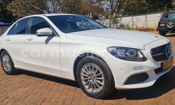 Nunua Ilio tumika Mercedes-Benz C-Classe Nyeupe Gari ndani ya Harare nchini Harare Nunua Ilio tumika Mercedes-Benz C-Classe Nyeupe Gari ndani ya Harare nchini Harare