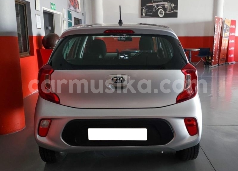 Big with watermark kia picanto matabeleland south beitbridge 33400