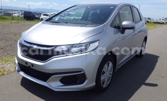 Buy Used Honda Fit Silver Car in Beitbridge in Matabeleland South Buy Used Honda Fit Silver Car in Beitbridge in Matabeleland South