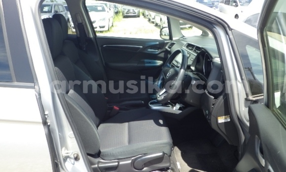 Buy Used Honda Fit Silver Car in Beitbridge in Matabeleland South Buy Used Honda Fit Silver Car in Beitbridge in Matabeleland South