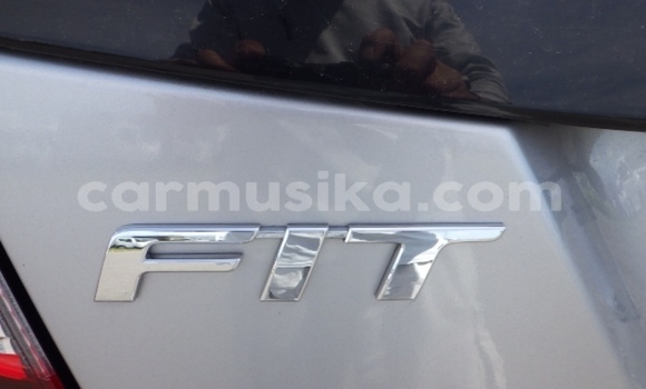 Buy Used Honda Fit Silver Car in Beitbridge in Matabeleland South Buy Used Honda Fit Silver Car in Beitbridge in Matabeleland South