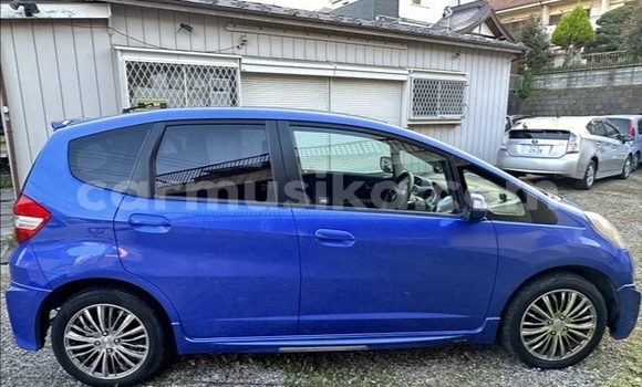 Acheter Occasion Voiture Honda Fit Bleu à Beitbridge, Matabeleland South Acheter Occasion Voiture Honda Fit Bleu à Beitbridge, Matabeleland South