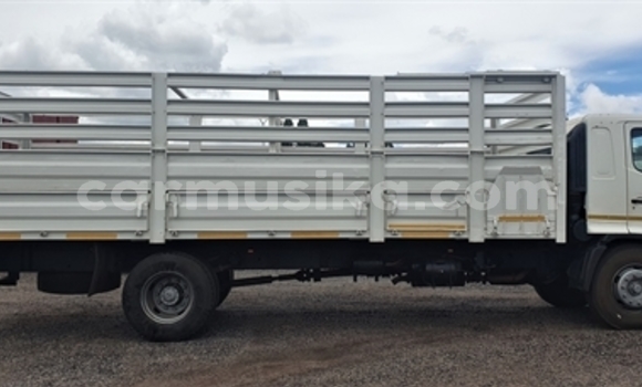 Acheter Occasion Voiture Haima 7 Blanc à Beitbridge, Matabeleland South Acheter Occasion Voiture Haima 7 Blanc à Beitbridge, Matabeleland South