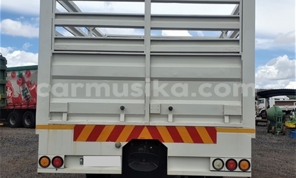 Acheter Occasion Voiture Haima 7 Blanc à Beitbridge, Matabeleland South Acheter Occasion Voiture Haima 7 Blanc à Beitbridge, Matabeleland South