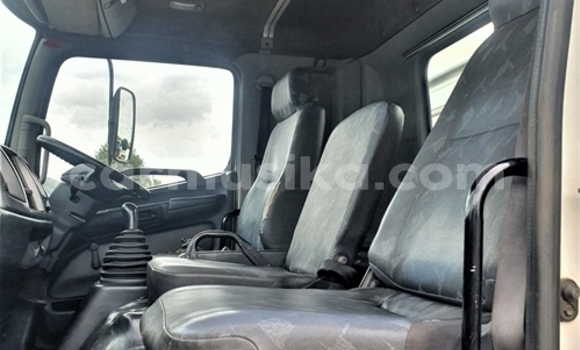 Acheter Occasion Voiture Haima 7 Blanc à Beitbridge, Matabeleland South Acheter Occasion Voiture Haima 7 Blanc à Beitbridge, Matabeleland South