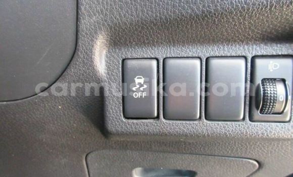 Acheter Occasion Voiture Nissan X–Trail Noir à Beitbridge, Matabeleland South Acheter Occasion Voiture Nissan X–Trail Noir à Beitbridge, Matabeleland South